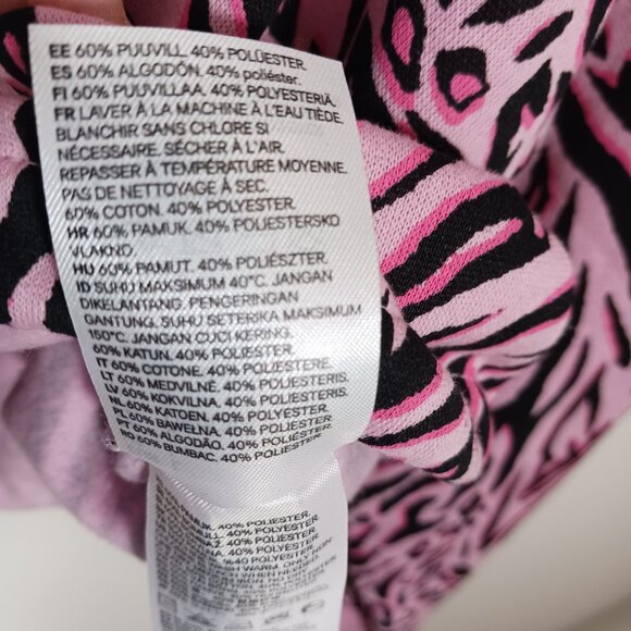 Divided by H&M, Large, Pink/Black Animal Print Sweatshirt with Adjustable Waist - Picture 13 of 13